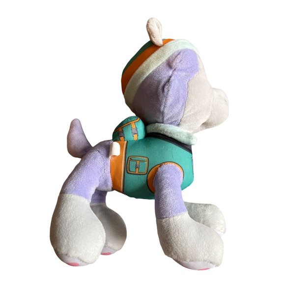 Spin Master Paw Patrol Everest Plush 8" Multicolor Fabric Eyes Hard Nose Toy - Picture 4 of 8